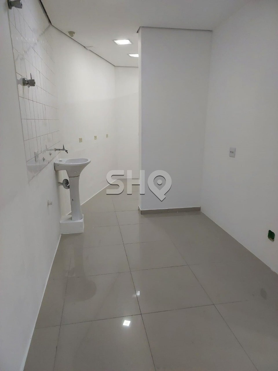 d5b23ba6-7b65-4b9c-8d7b-fff2246b2d72