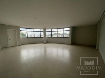 office em Rua Bento Gonçalves, Centro - Marau - RS