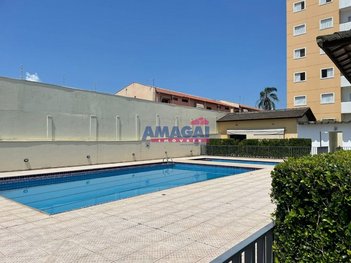 apartment em Rua Passadena, Jardim Califórnia - Jacareí - SP
