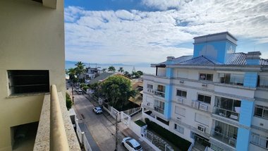apartment em Rua Pedro Alexandrino, Cachoeira do Bom Jesus - Florianópolis - SC