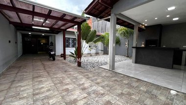 house em Rua Florisa Pereira Garcia Kumm, São Vicente - Itajaí - SC