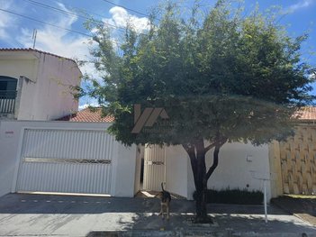 house em Rua Guarda Municipal Fladinardo Pereira Lopes, Jardim Regina - Indaiatuba - SP