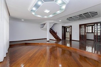 house em Rua Pedro Nolasko Pizzatto, Mercês - Curitiba - PR