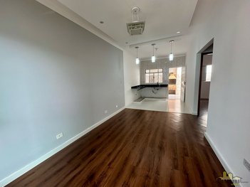 house em Avenida José Theodoro de Siqueira, Bairro do Colonia - Jacareí - SP