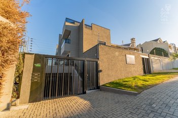 house em Rua Eugênio Guariza, São Lourenço - Curitiba - PR