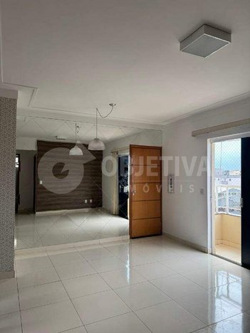 apartment em Rua Jorge Martins Pinto, Santa Mônica - Uberlândia - MG