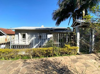 house em Rua Alfredo Ponne, Beira Rio - Dois Irmãos - RS