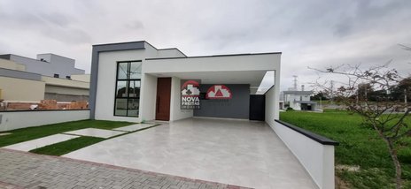 house em Rua Japão, Parque das Nações - Pindamonhangaba - SP