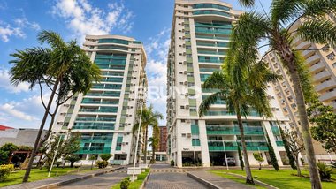 apartment em Avenida Rita Maria Ferreira da Rocha, Comercial - Resende - RJ