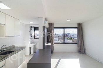 apartment em Rua Luzitana, Higienópolis - Porto Alegre - RS