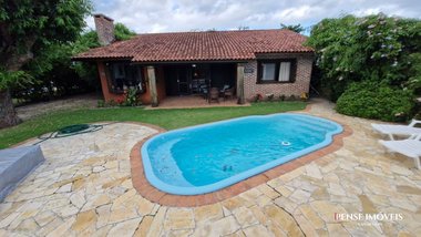 house em Avenida Jaçanã, Atlântida - Xangri-Lá - RS