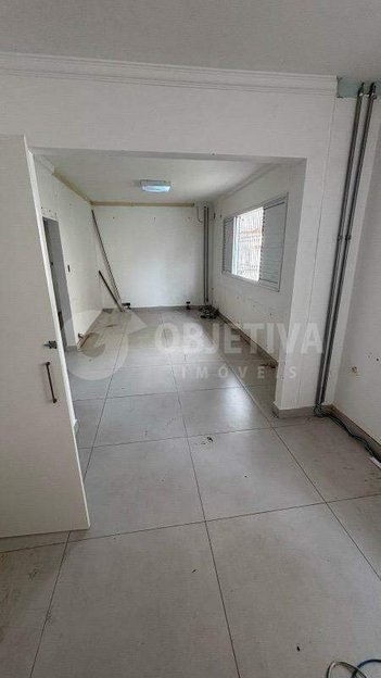 house em Rua Bernardo Cupertino, Osvaldo Rezende - Uberlândia - MG