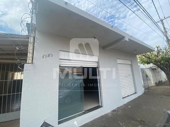business em Rua Duque de Caxias, Lídice - Uberlândia - MG