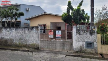 house em Rua Antônio Gonçalves Chaves, Ponte do Imaruim - Palhoça - SC