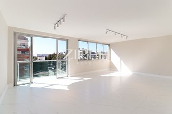apartment em Rua Saint Hilaire, Água Verde - Curitiba - PR