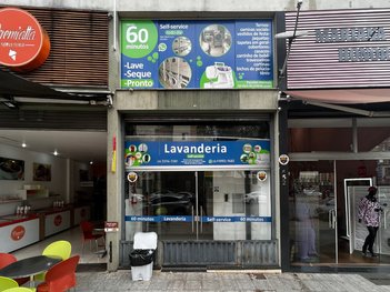 business em Henrique Badaró Portugal, Palmeiras - Belo Horizonte - MG