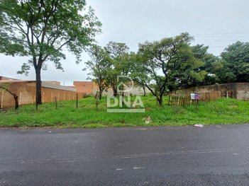 land_lot em Rua Leopoldina Pinheiro Cintra, Jardim Santa Eliza - Botucatu - SP