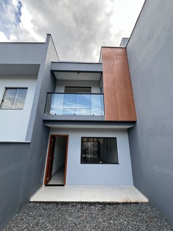 house em Rua José do Patrocínio, Saguaçu - Joinville - SC