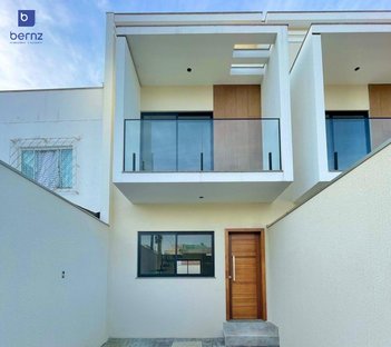 house em Rua Budapeste, Monte Alegre - Camboriú - SC