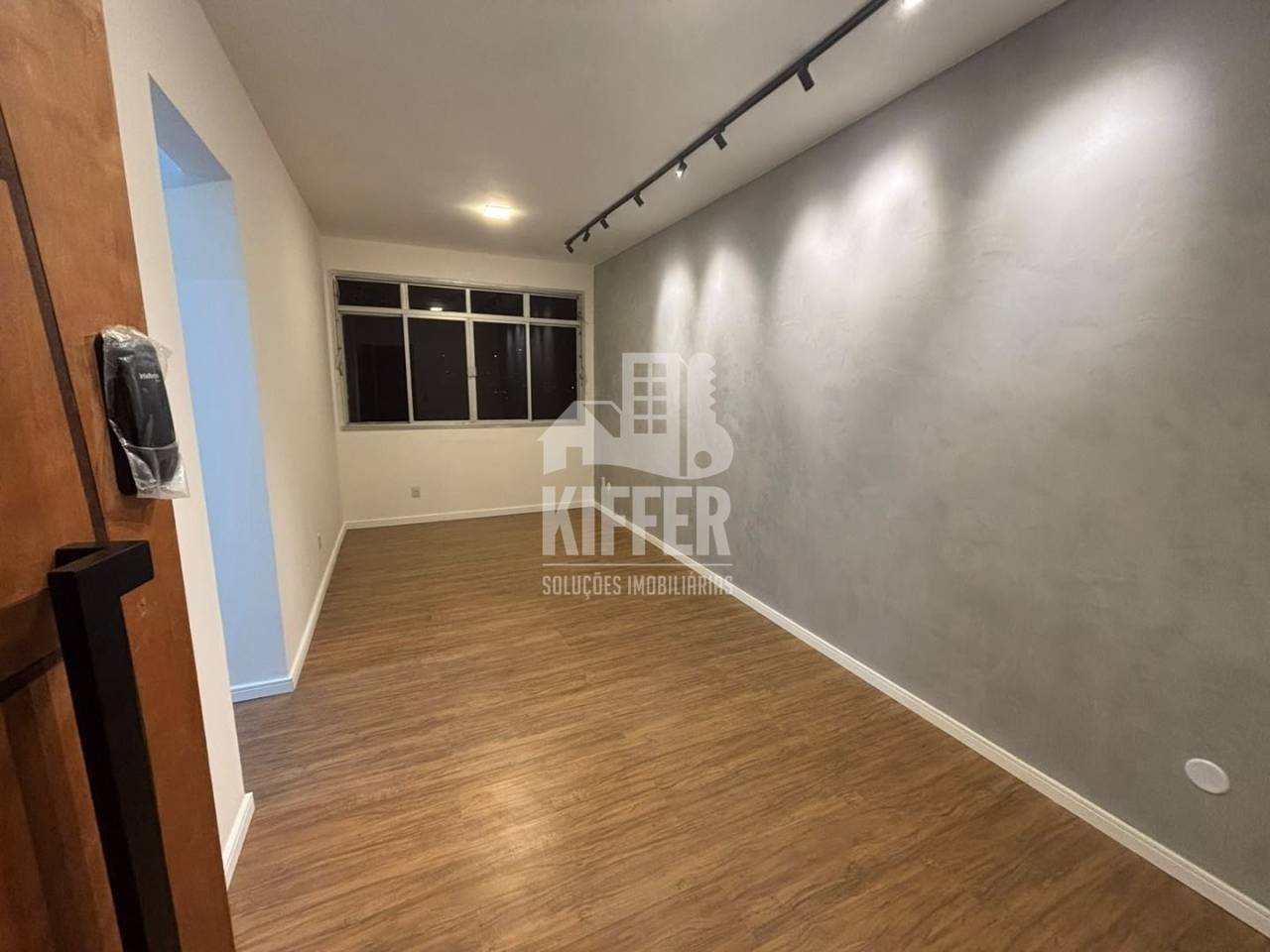 Apartamento todo reformado, pronto pra morar!