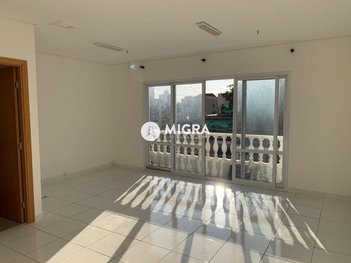 office em Rua Barão de Jacareí, Centro - Jacareí - SP