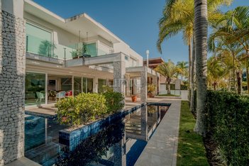 house em Avenida dos Pampos, Jurerê Internacional - Florianópolis - SC