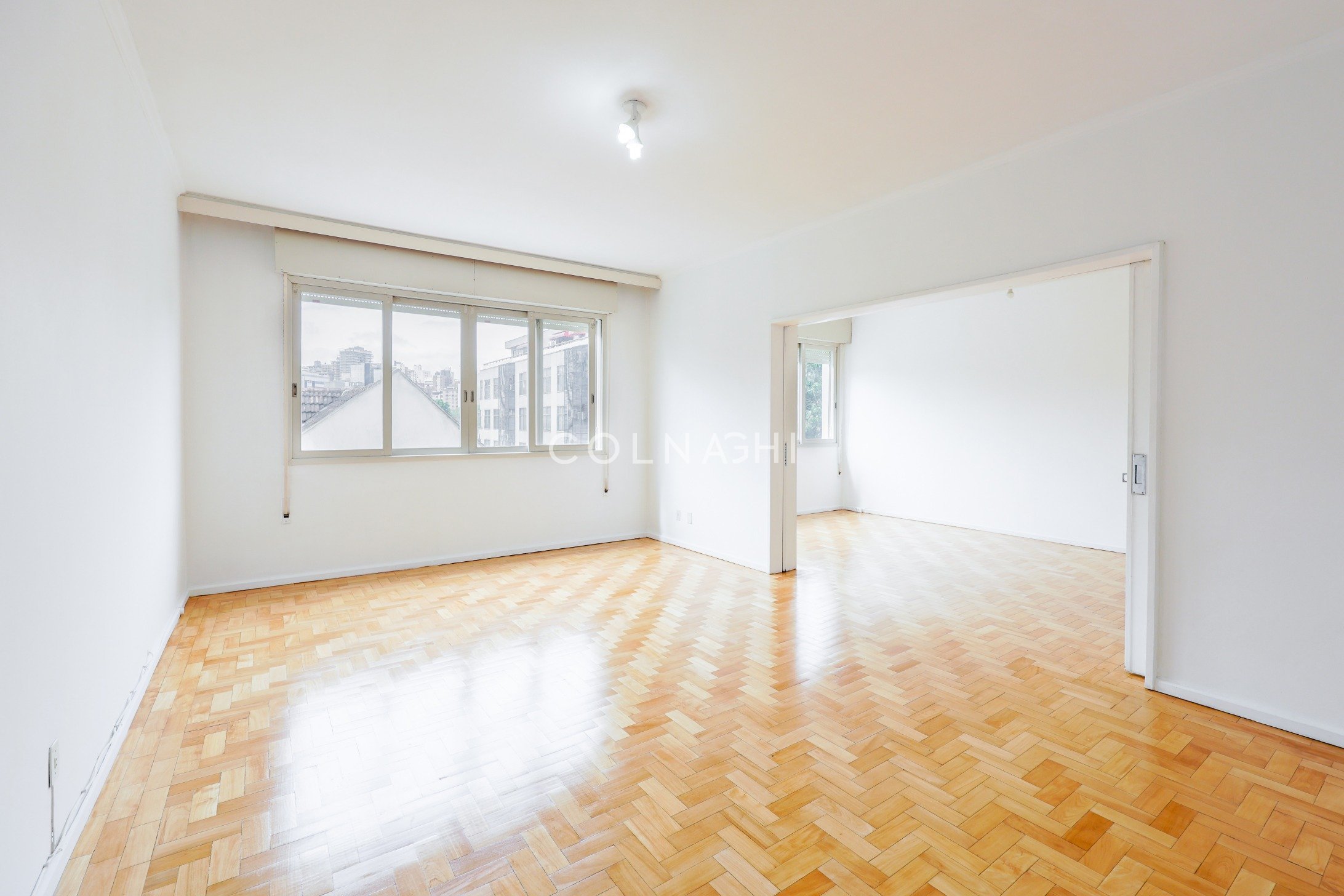 Apartamento à venda na 24 de Outubro - Colnaghi Imóveis (1)