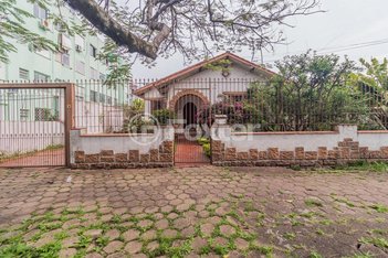 house em Avenida França, Navegantes - Porto Alegre - RS