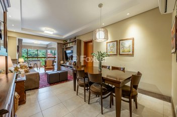 apartment em Rua Honório Silveira Dias, São João - Porto Alegre - RS