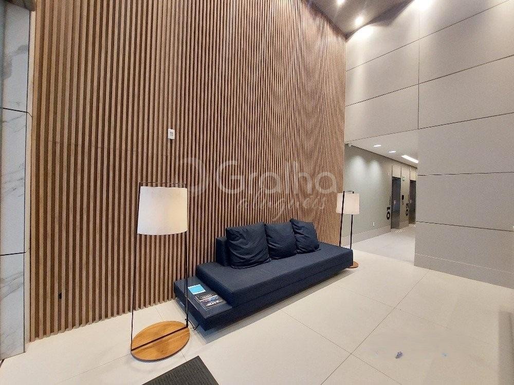 iF9T85R56f7_11049465240da505a36