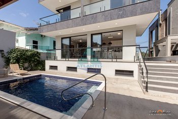 house em Avenida Copacabana, Lagoinha - Ubatuba - SP