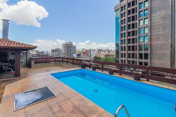 apartment em Avenida Carlos Gomes, Três Figueiras - Porto Alegre - RS