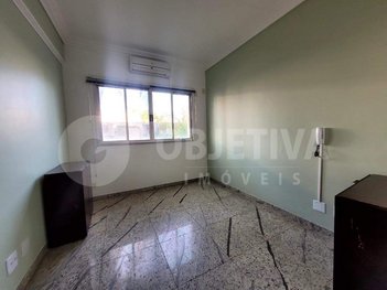 office em Avenida Afonso Pena, Umuarama - Uberlândia - MG