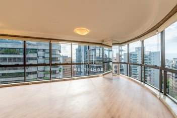 apartment em Rua Engenheiro Teixeira Soares, Boa Vista - Porto Alegre - RS