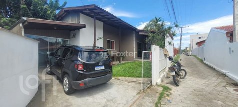 house em Servidão Dercidio Manoel Sagáz, Ingleses do Rio Vermelho - Florianópolis - SC