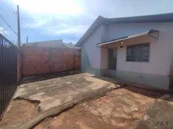 house em Rua Francisco Pedro do Canto Neto, Jardim Maria Luiza - Botucatu - SP