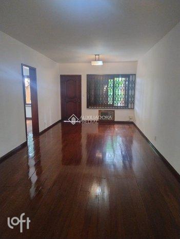 house em Carneiro da Fontoura, Jardim São Pedro - Porto Alegre - RS