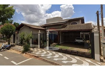 house em Rua Treze de Maio, Centro - Araras - SP