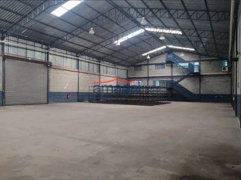 industrial em Rua Miracema, Chácaras Reunidas - São José dos Campos - SP