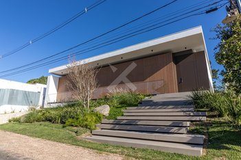 house em Avenida Juca Batista, Belém Novo - Porto Alegre - RS