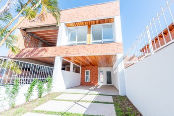 house em Rua Engenheiro Coelho Parreira, Ipanema - Porto Alegre - RS
