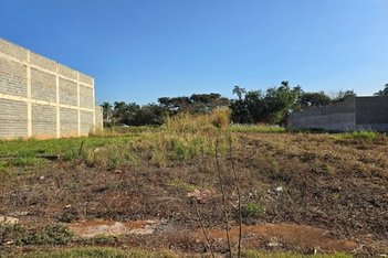 land_lot em Via Marginal Um, Jardim Cristo Redentor - Ribeirão Preto - SP