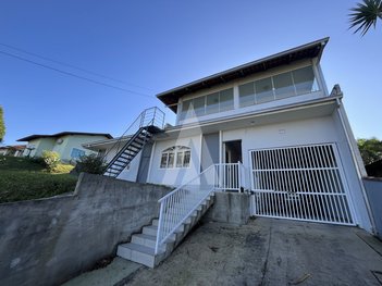 house em Rua Alfredo Wagner, Petrópolis - Joinville - SC