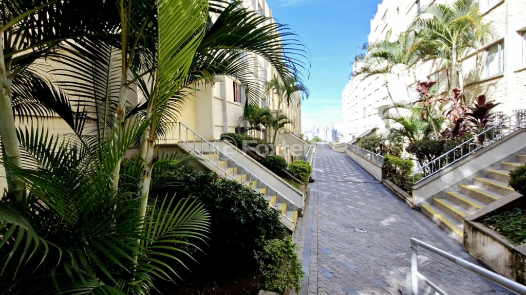 1747816018258-rua_20paulo_20vidigal_20de_20azevedo_2c_2091_20_9_.jpeg