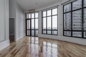 apartment em Rua Pedroso Alvarenga, Itaim Bibi - São Paulo - SP