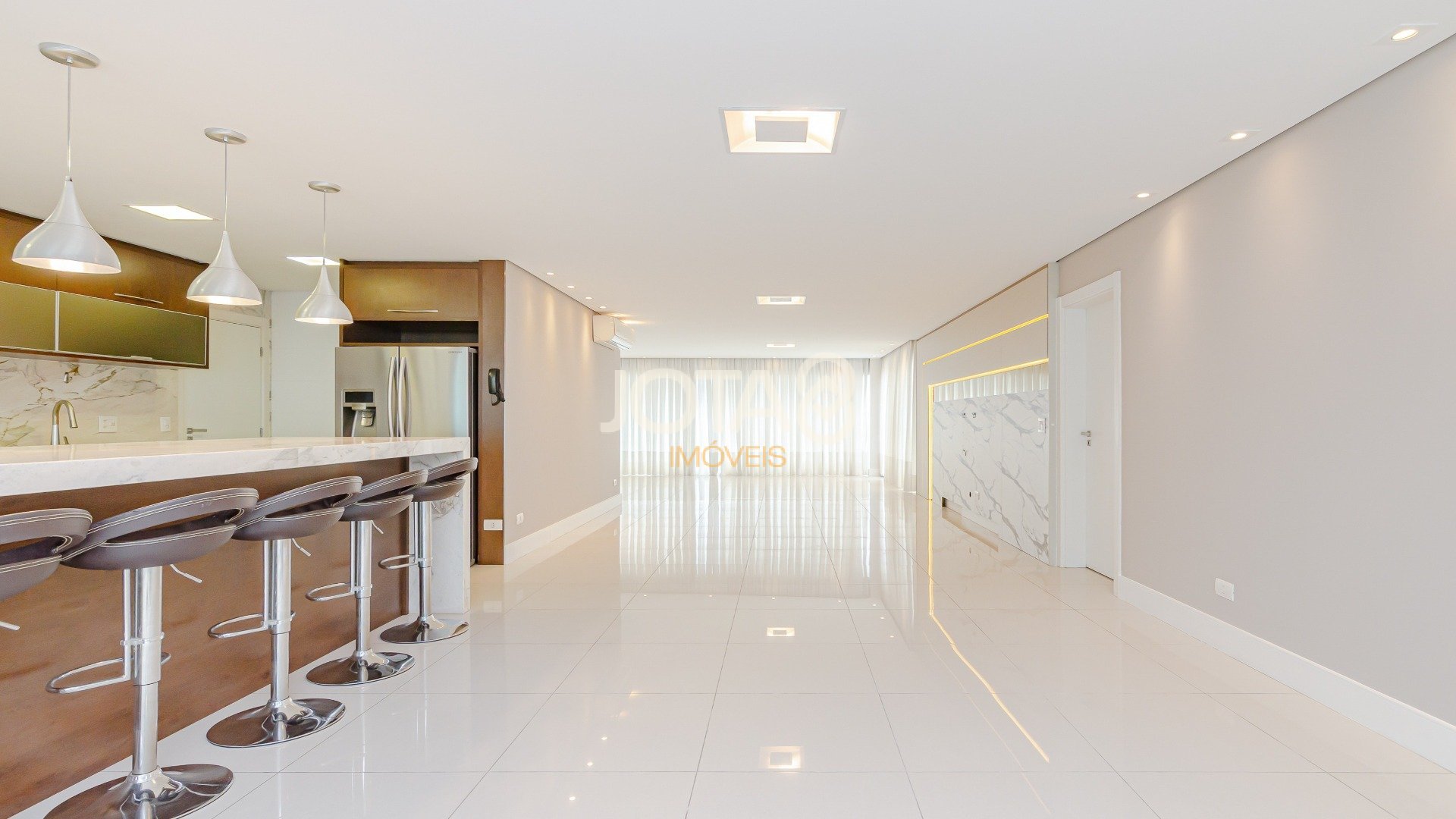 APARTAMENTO-4-QUART0S-NO-AGUA-VERDE-EDIFICIO-VIVERE  (27)