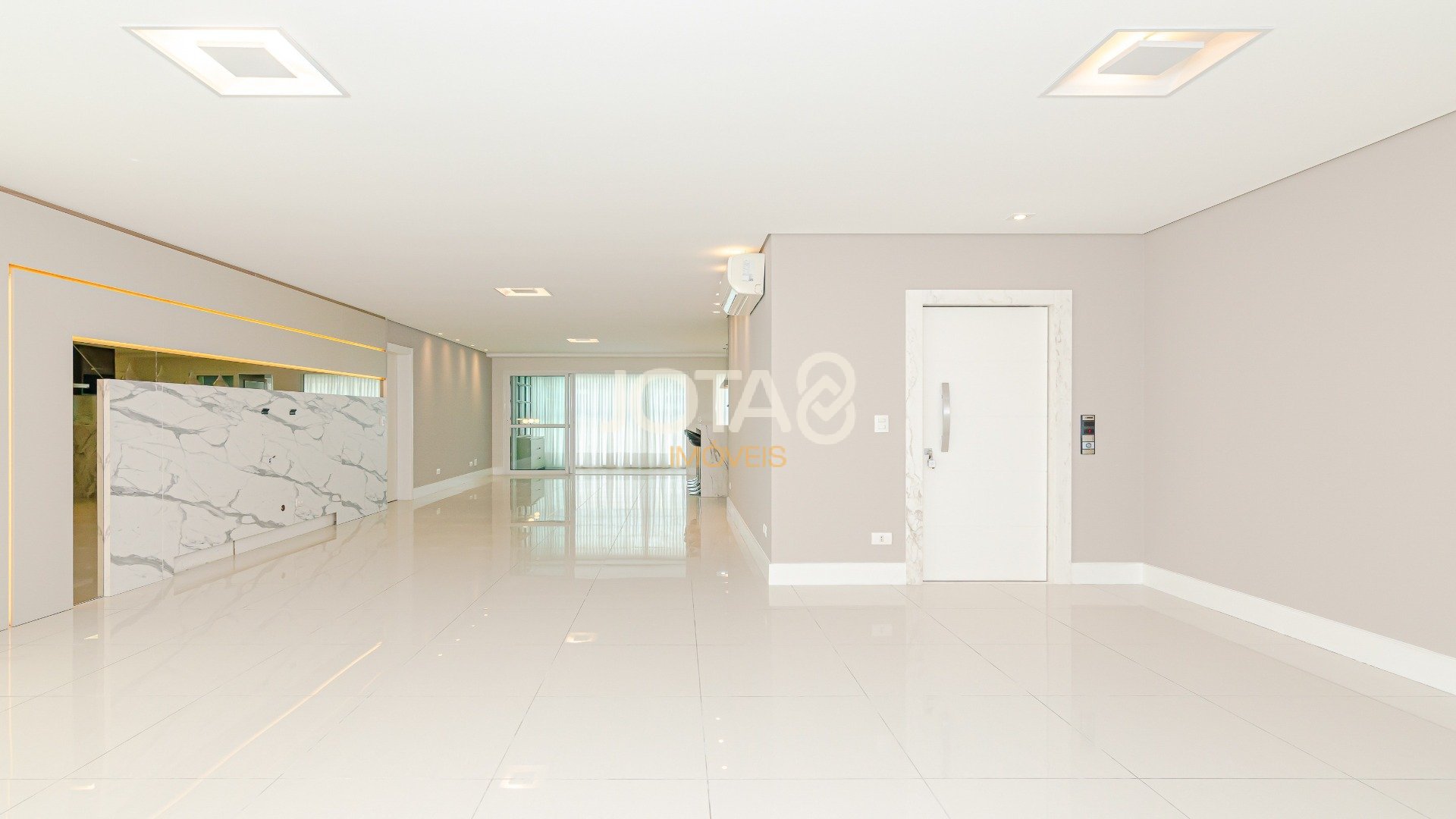 APARTAMENTO-4-QUART0S-NO-AGUA-VERDE-EDIFICIO-VIVERE  (11)