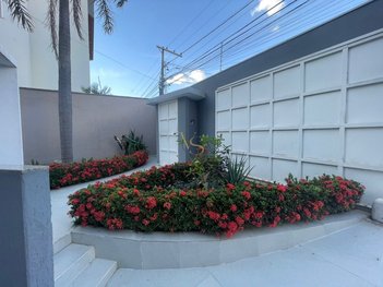 house em Rua Milton Campos, Morada da Colina - Uberlândia - MG