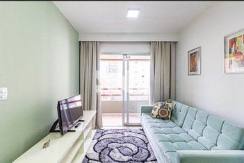 apartment em Rua Desembargador Motta, Água Verde - Curitiba - PR