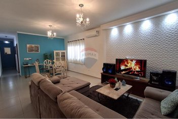 house em Avenida Tiradentes, Centro - Lins - SP